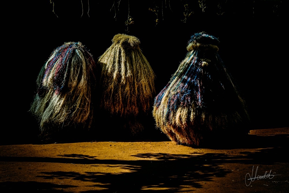 Zangbéto I, Zangbéto, Nauld Adjahuime